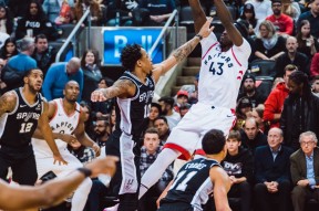 爱游戏- 西亚卡姆十佳球 