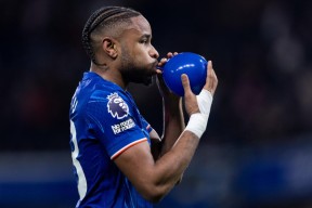 AYX-关于德罗巴在切尔西比赛中大胜，挺进下一轮引发热议！的信息