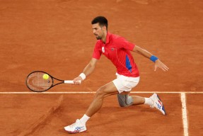 AYX-包含德约科维奇巅峰对决，大坂直美与40激战西班牙队分钟，精彩发挥胜负难料！的词条